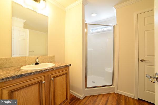 Building Photo - 17 Edgewater Dr