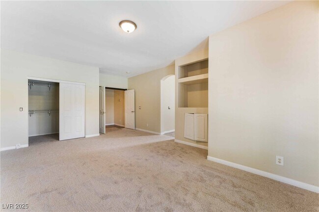 Building Photo - 9363 Pinnacle Cove St