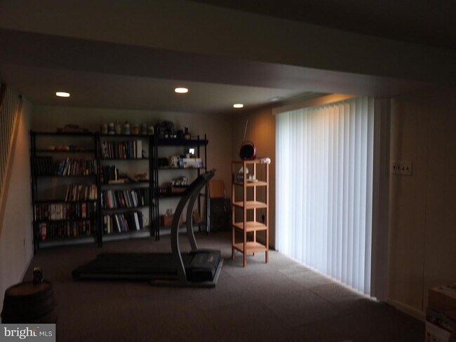 Building Photo - 2711 Bel Pre Rd