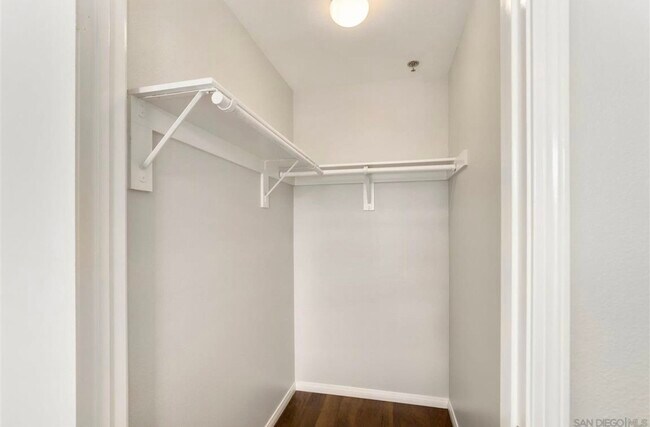 Building Photo - 1642 Seventh Ave