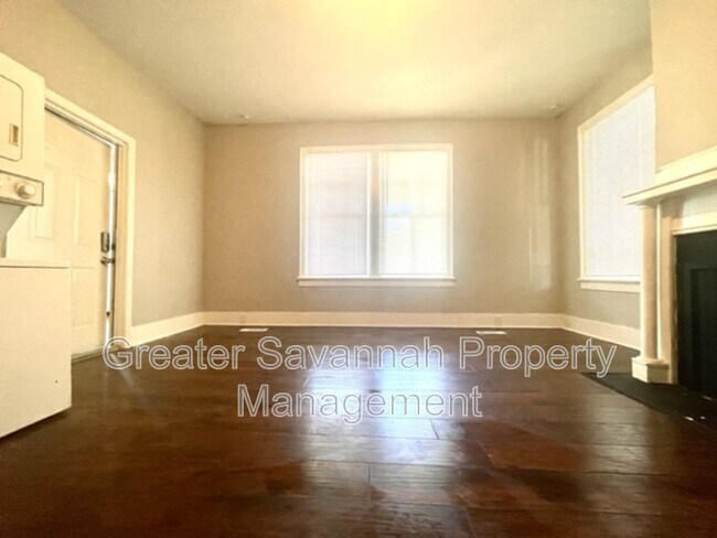 Building Photo - 721 E 36th St