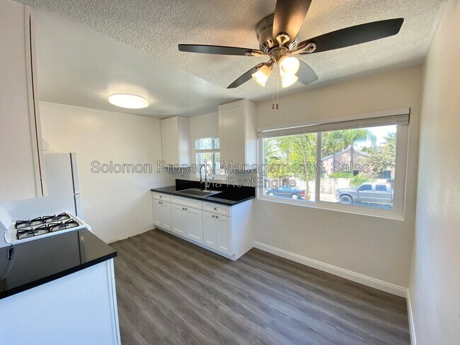 Building Photo - 1311 W Puls St