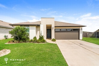 Building Photo - 8219 House Dr