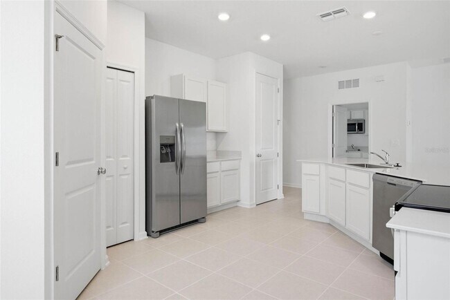Building Photo - 5157 Green Belt Dr