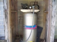 Building Photo - All One Level Living La Plata