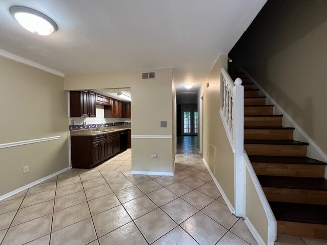 Building Photo - 6420 Parton Ct