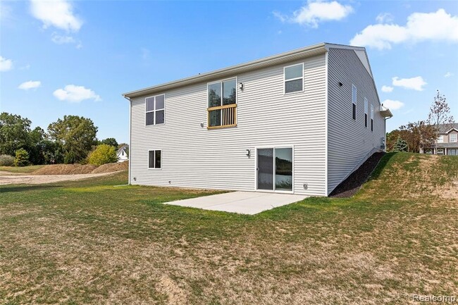 Building Photo - 711 W Windward Way