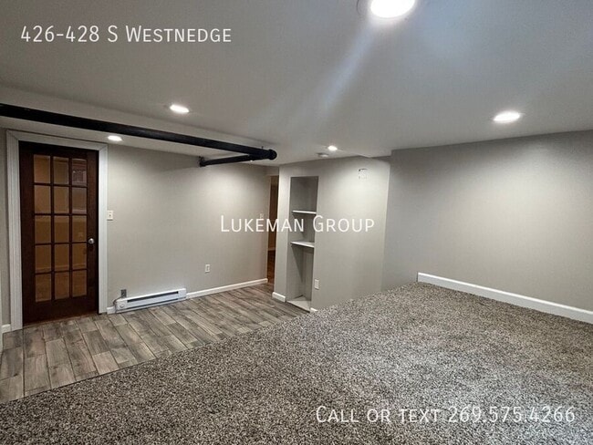 Building Photo - 4 Bed/2 Bath On Westnedge #2 - with full f...