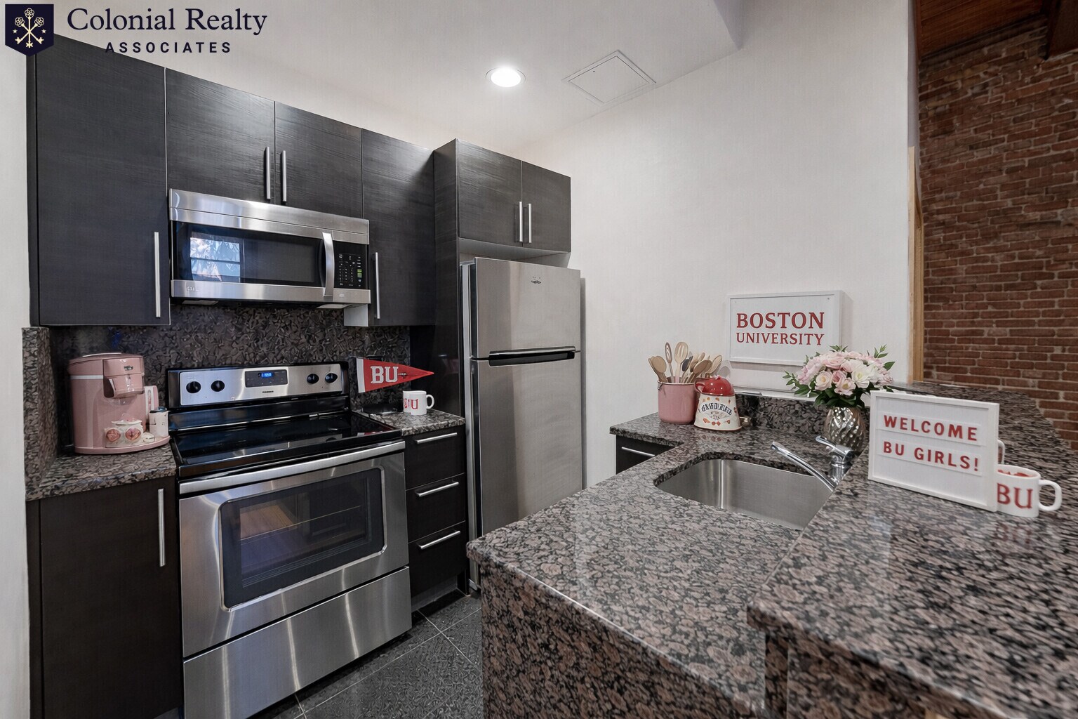 Building Photo - 25 St Marys Ct