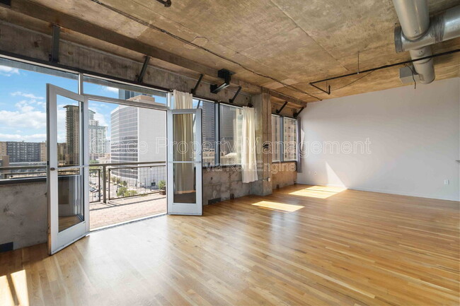 Building Photo - 2020 Arapahoe St