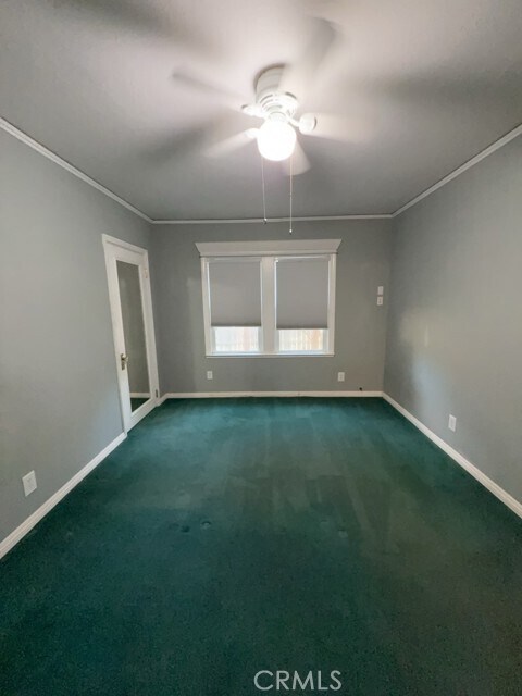 Building Photo - 5480 Live Oak Dr