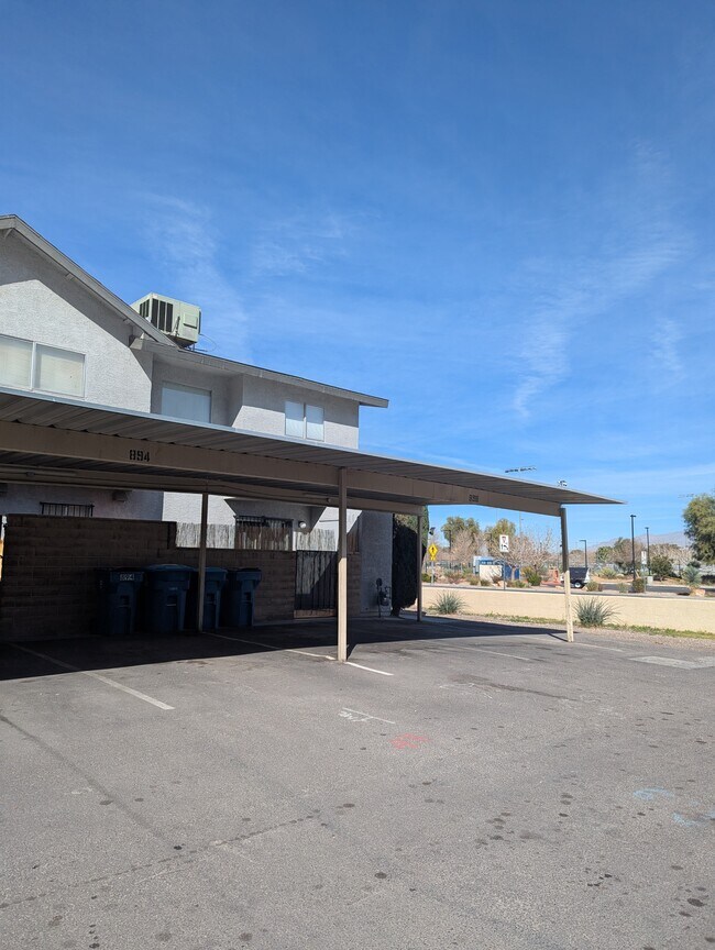 Building Photo - 898 Rhinegold Way