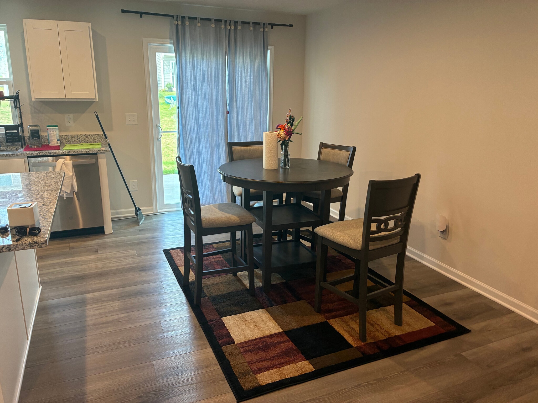 Building Photo - Room in Townhome on Tarik Ln