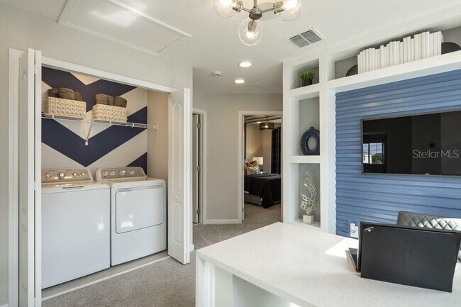 Building Photo - 5037 Prairie Preserve Run