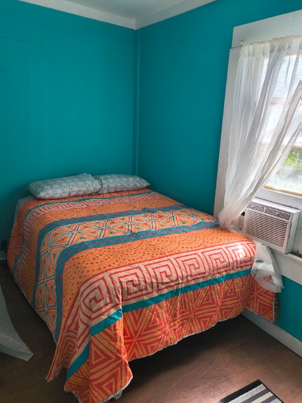 Building Photo - 420 M.L.K. Blvd S