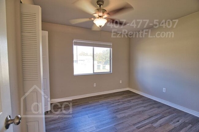 Building Photo - 4640 Pan American Blvd