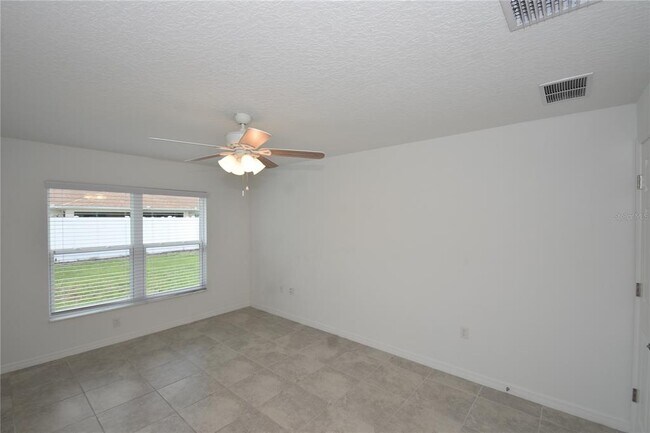 Building Photo - 30 Slumber Path