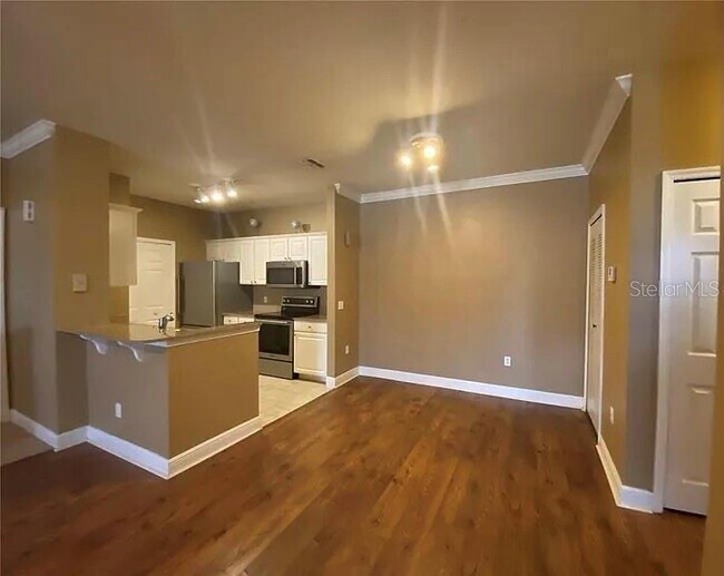 Building Photo - 1301 Eastern Pecan Pl