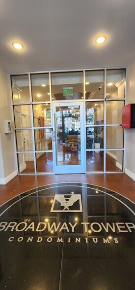 Building Photo - 230 E 300 S