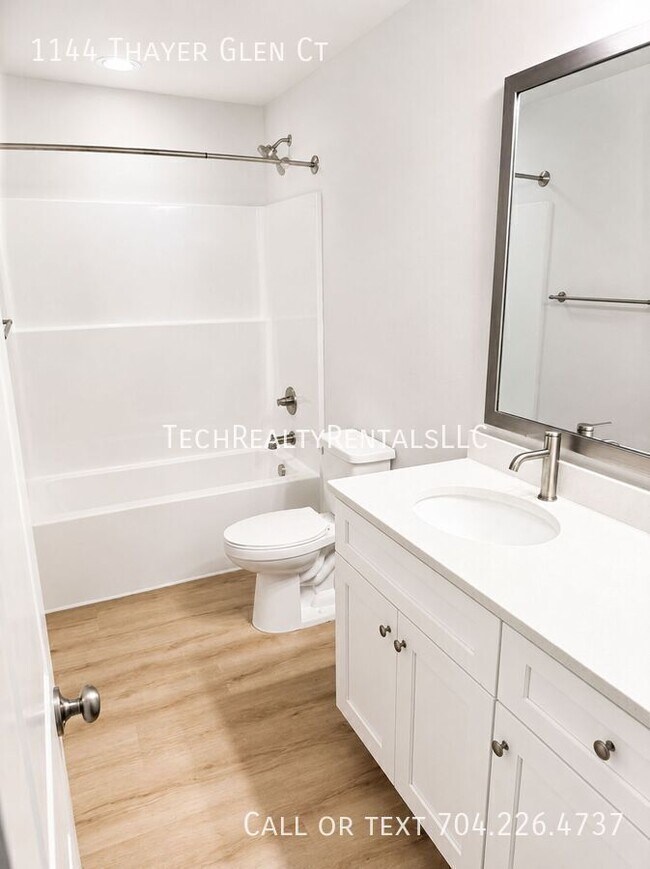 Building Photo - 1144 Thayer Gln Ct