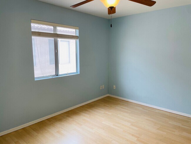 Building Photo - Prime Tempe Location!