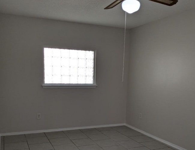 Building Photo - 4602 Cambray Dr