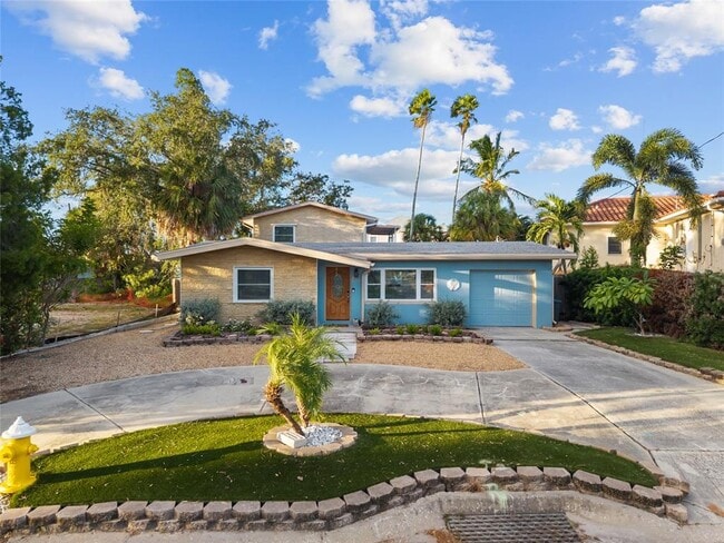 Building Photo - 284 44th Ave