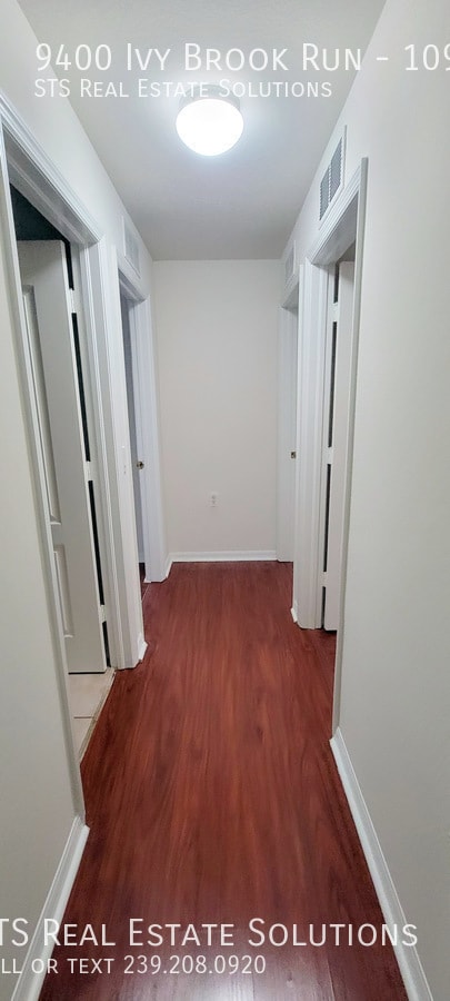 Building Photo - 9400 Ivy Brook Run