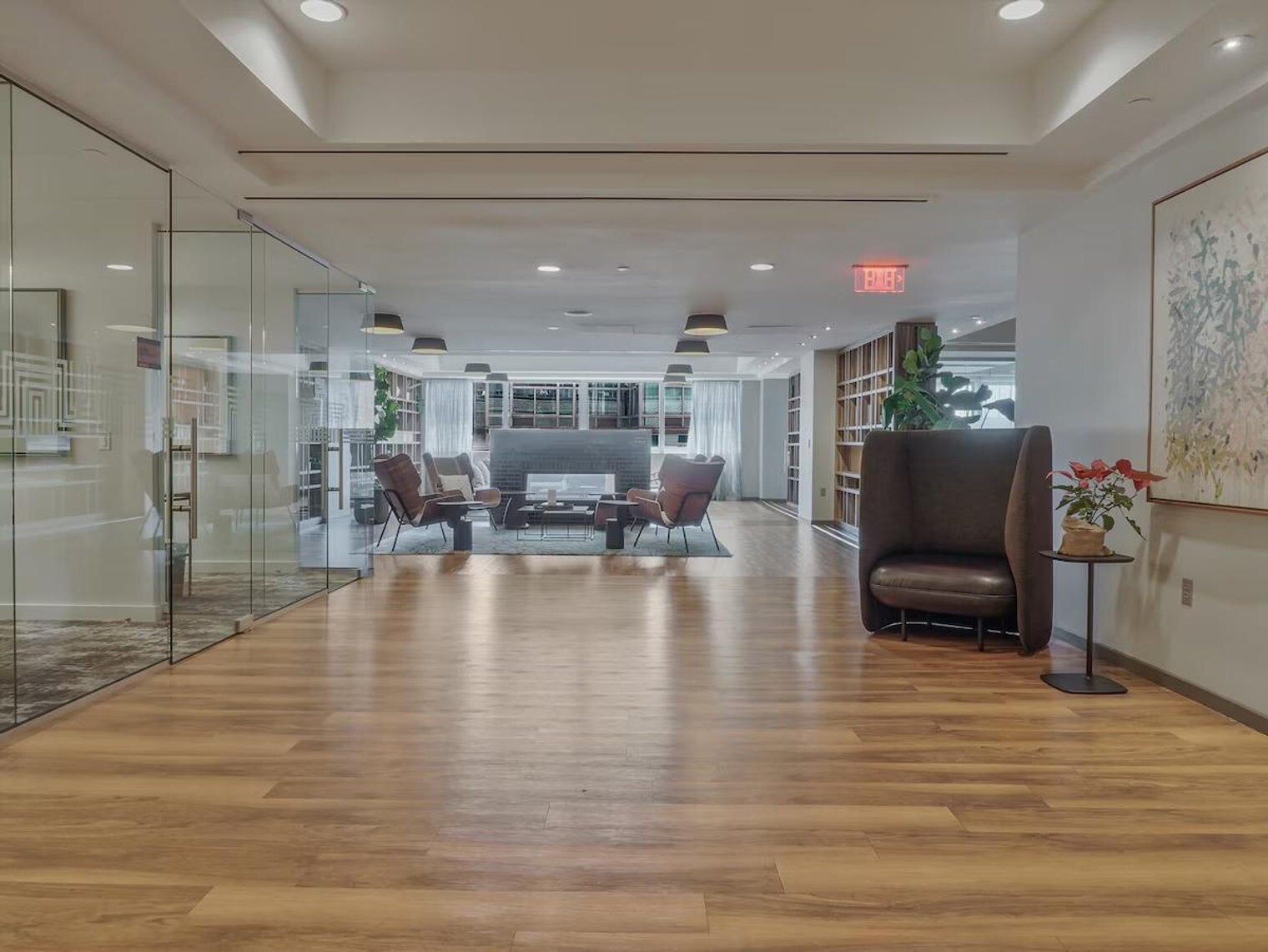 Building Photo - 33 Hudson St