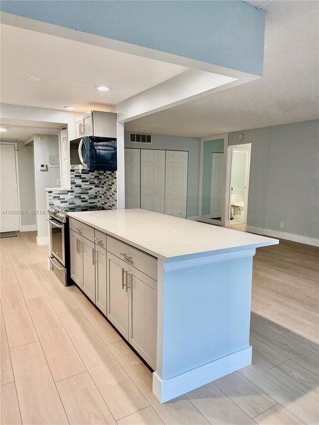 Building Photo - 601 Three Islands Boulevard