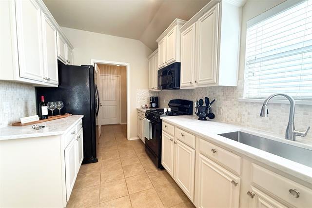 Building Photo - 420 Byron Nelson Dr