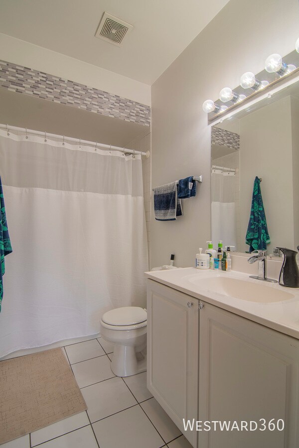 Building Photo - 938 Willow-2