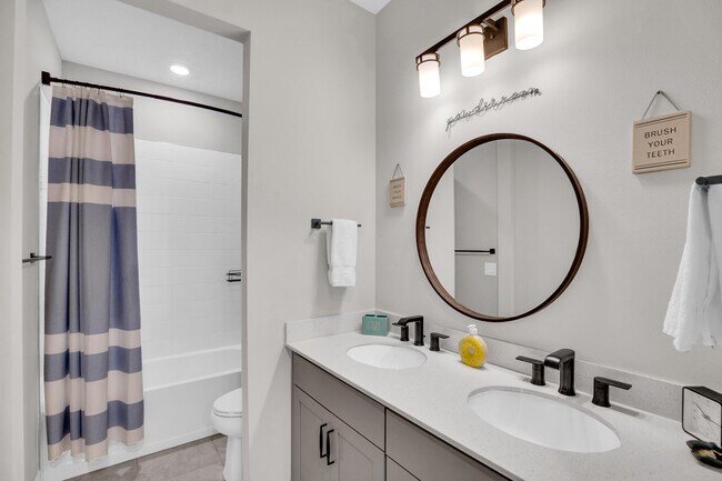Building Photo - 10281 SW Captiva Dr