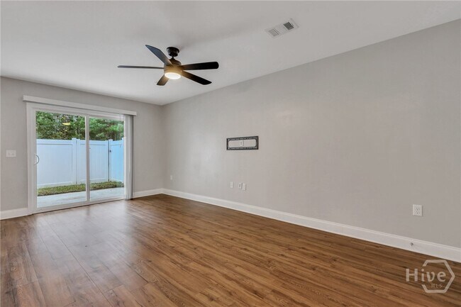 Building Photo - 43 Mossy Oak Cove