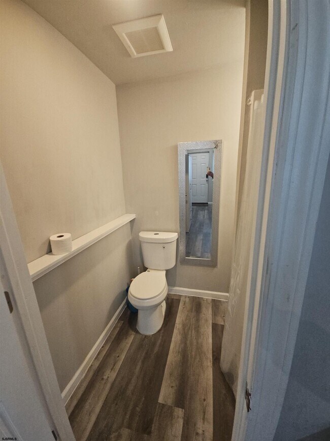 Building Photo - 3501 Pacific Ave