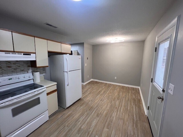 Building Photo - 4926 brighton ln