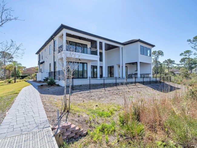 Building Photo - 330 Kelly Plantation Dr