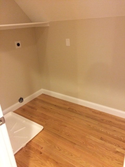 Building Photo - 17 Orient Ave