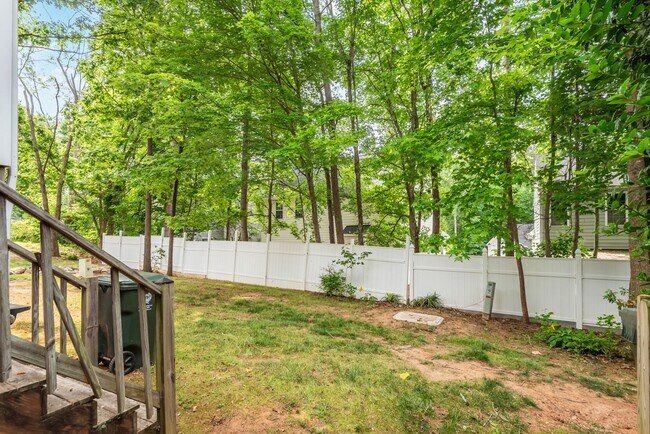 Building Photo - 2803 Sterling Park Dr