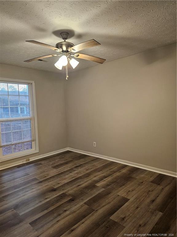 Building Photo - 797 Hedgelawn Way