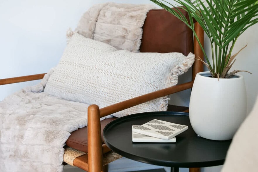 Building Photo - 7906 Lanyard Dr