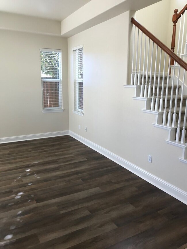 Building Photo - Two Story Home in Somersett Vue Community