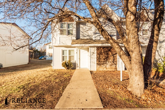 Building Photo - 7302 W Douglas Ave