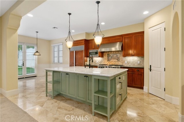 Building Photo - 633 21st St