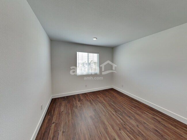 Building Photo - 8937 Carmine Cob Ave