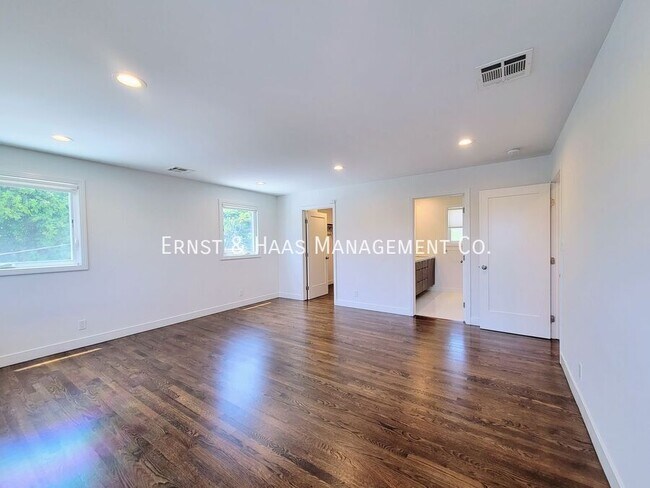 Building Photo - 2227 Camden Ave