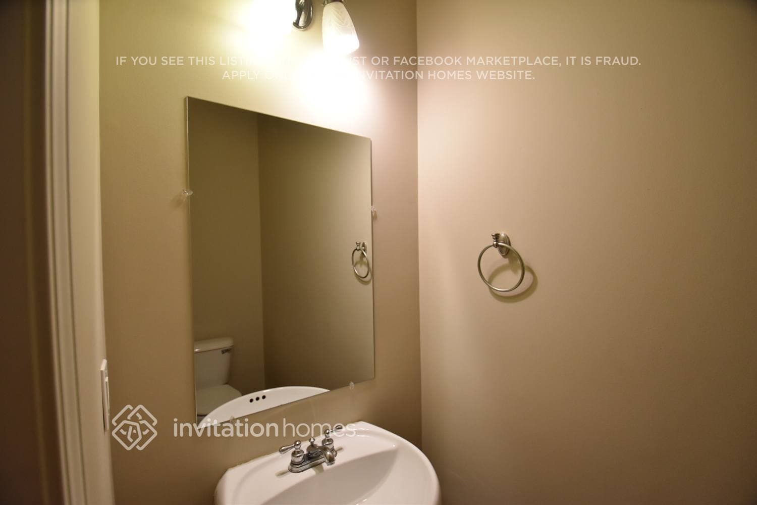 Building Photo - 507 Waterfall Dr