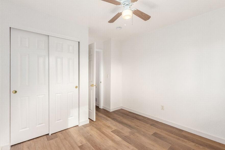 Guest room #1 - 3249 N Madison St