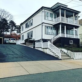 Building Photo - 105 Franklin Ave