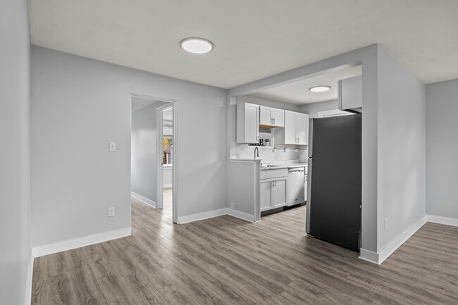 Building Photo - 3614 Linneman St